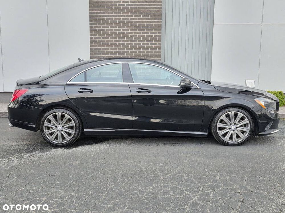 Mercedes-Benz CLA 250 4-Matic - 11