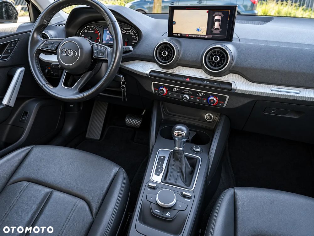 Audi Q2 35 TDI S tronic sport - 24