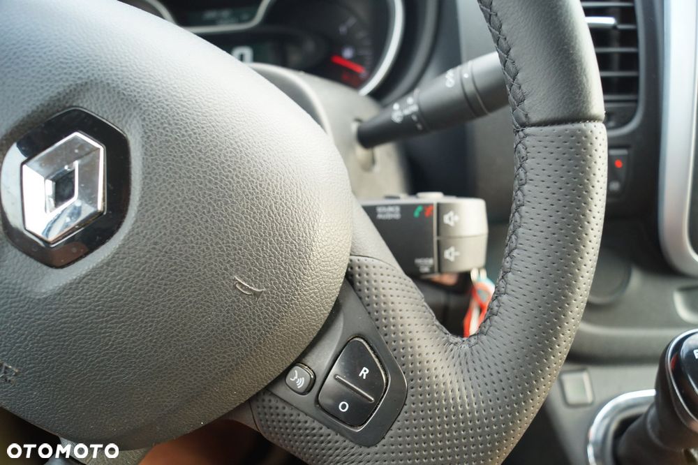 Renault Trafic - 23