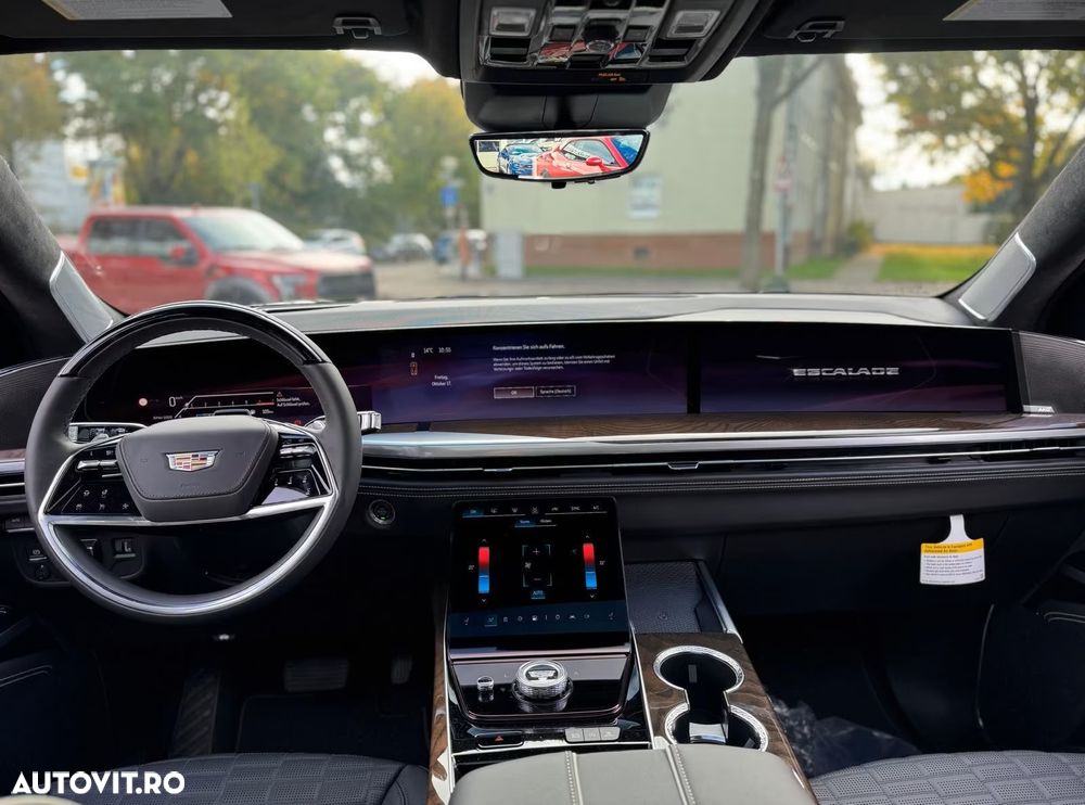 Cadillac Escalade - 8