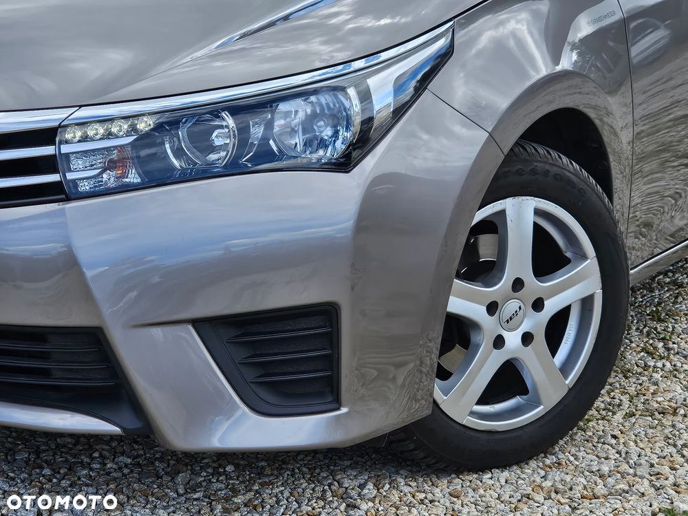 Toyota Corolla 1.33 Active EU6 - 15