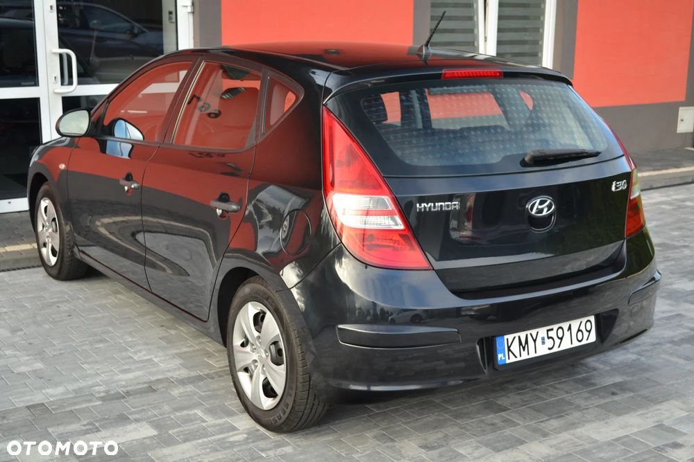 Hyundai i30 1.4 Base - 3