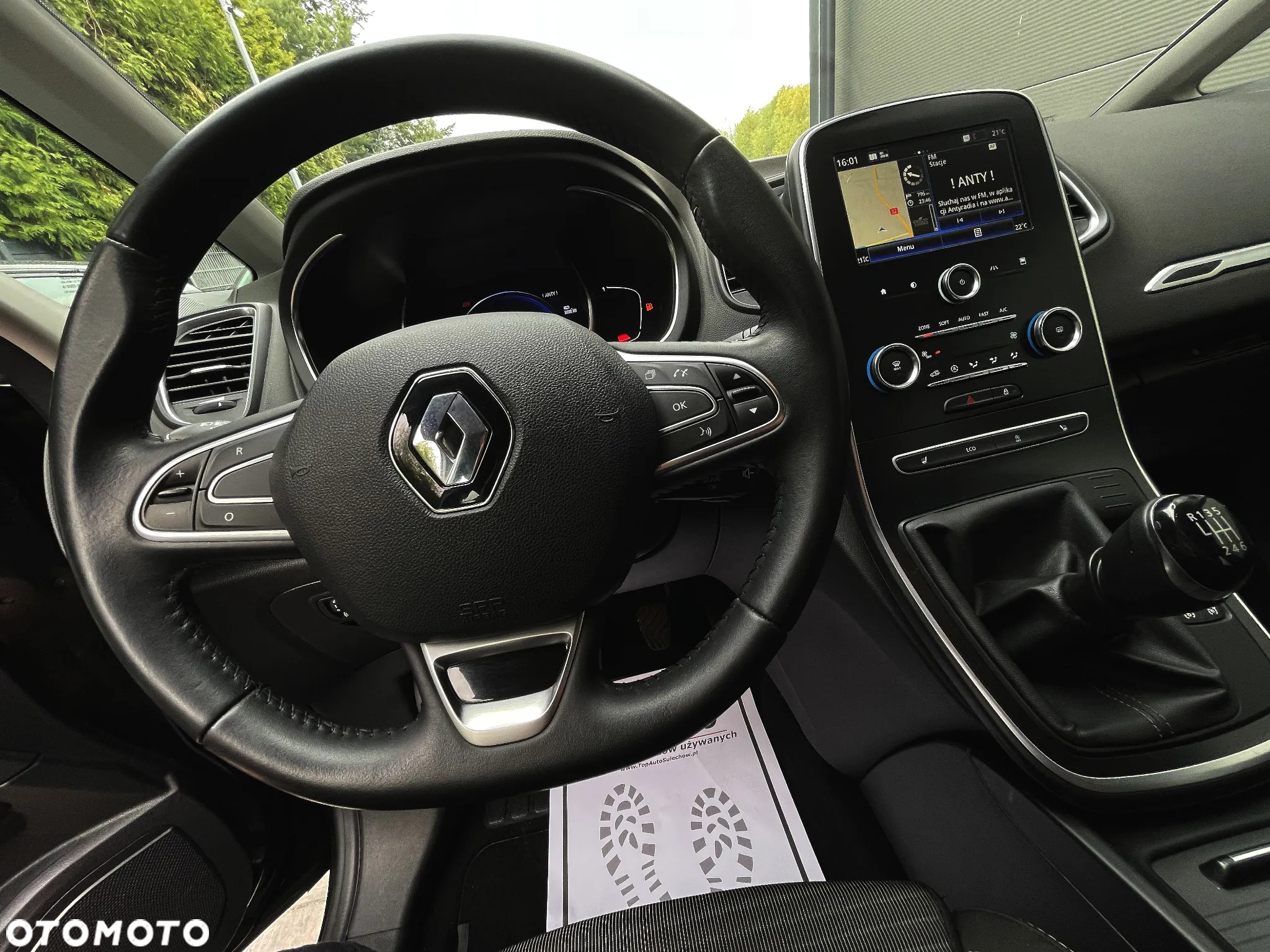 Renault Grand Scenic Gr 1.3 TCe FAP Intens - 28