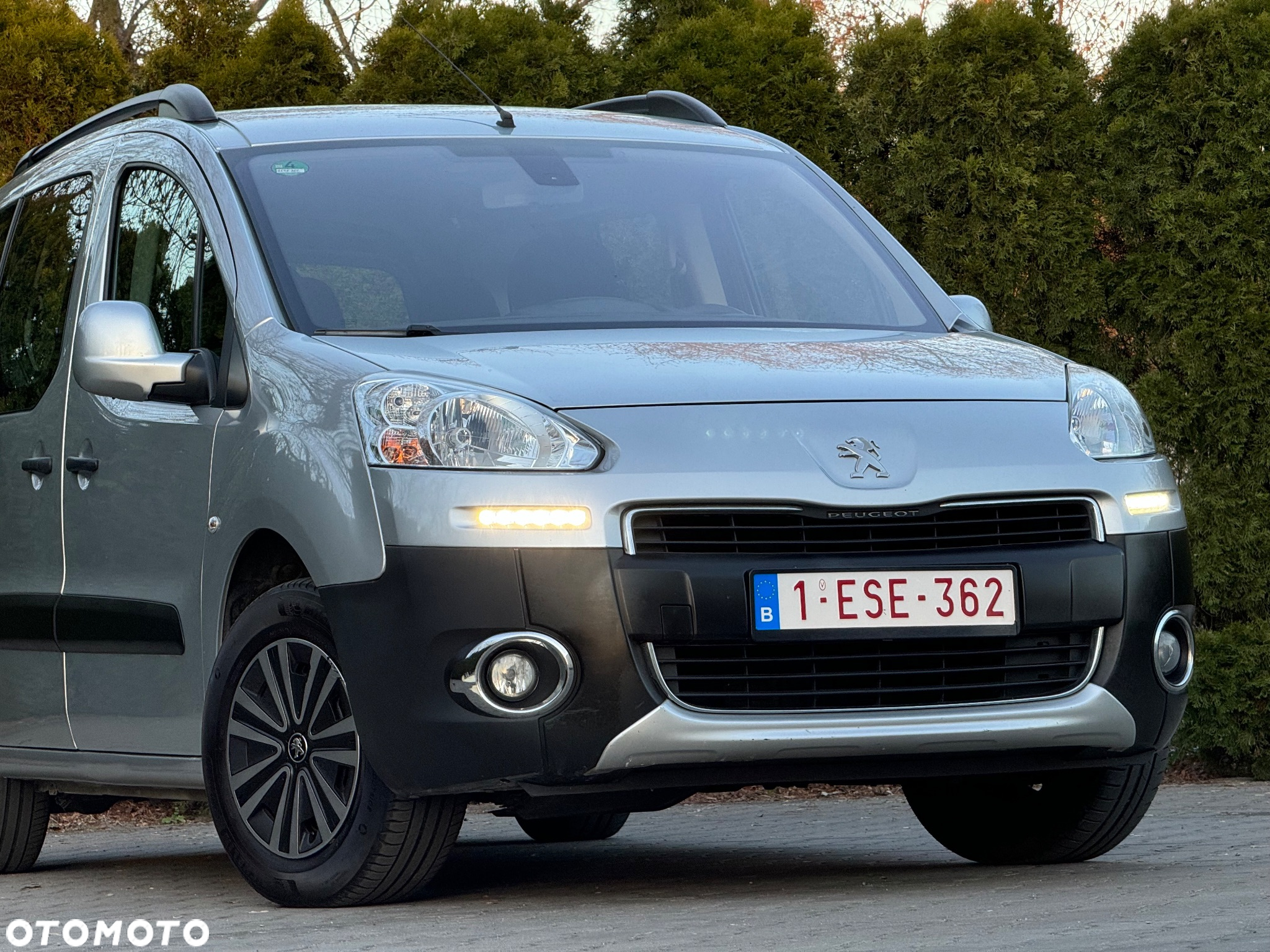 Peugeot Partner Tepee 98 VTi Style - 14