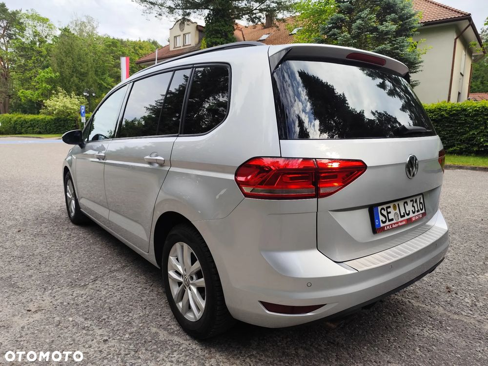 Volkswagen Touran 2.0 TDI SCR (BlueMotion Technology) DSG Highline - 9
