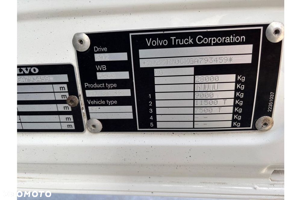Volvo FM460 6x2 + CARRIER SUPRA 1250 - 23