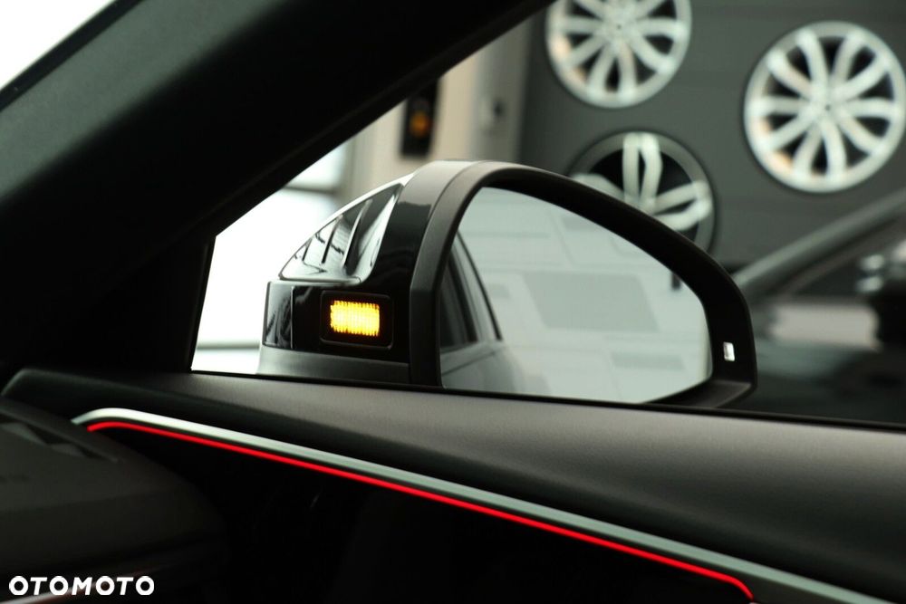 Audi A4 Limousine - 31