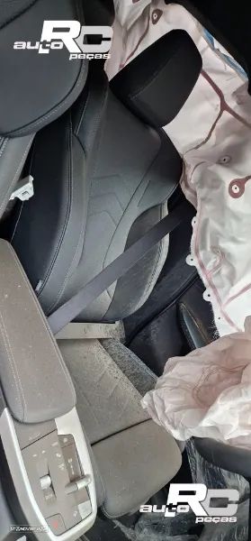 BMW X1 iX1 xDrive 30 Elétrico para peças - 8