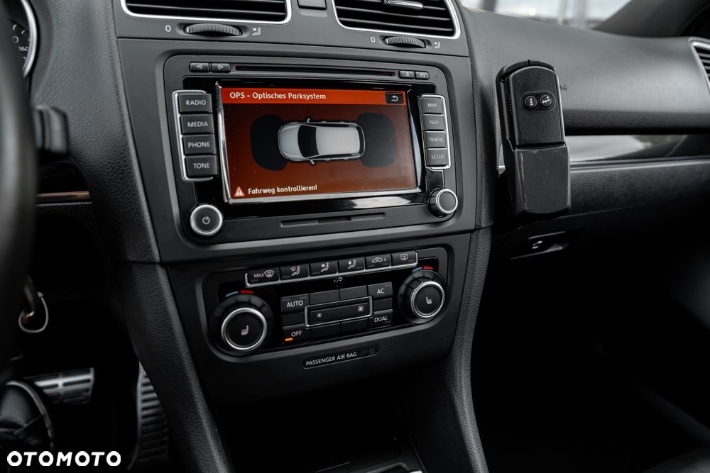 Volkswagen Golf 2.0 GTI DSG - 32