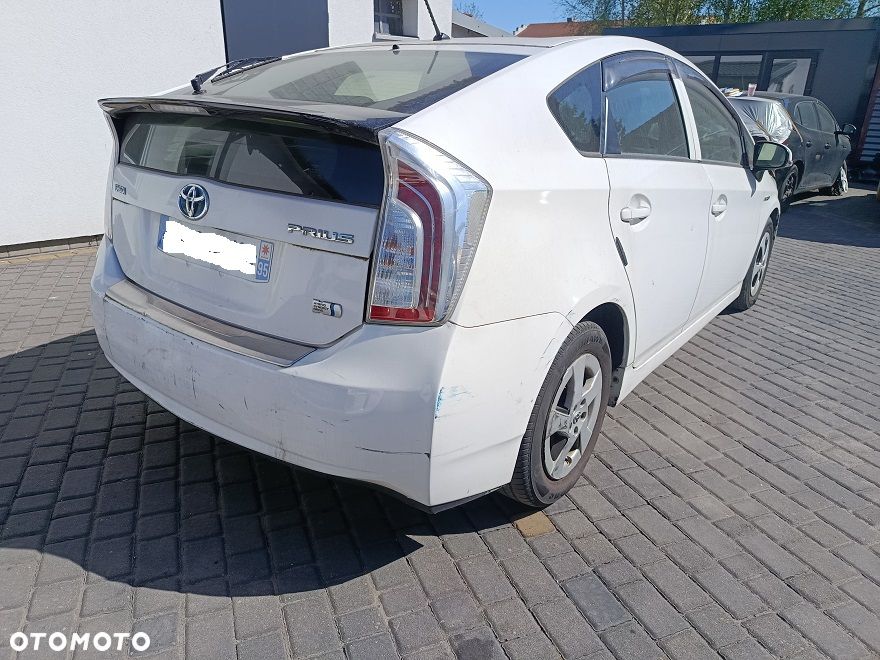 Toyota Prius - 7
