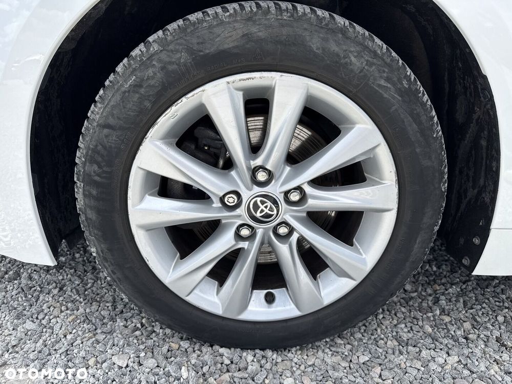 Toyota Corolla 2.0 Hybrid Comfort - 17