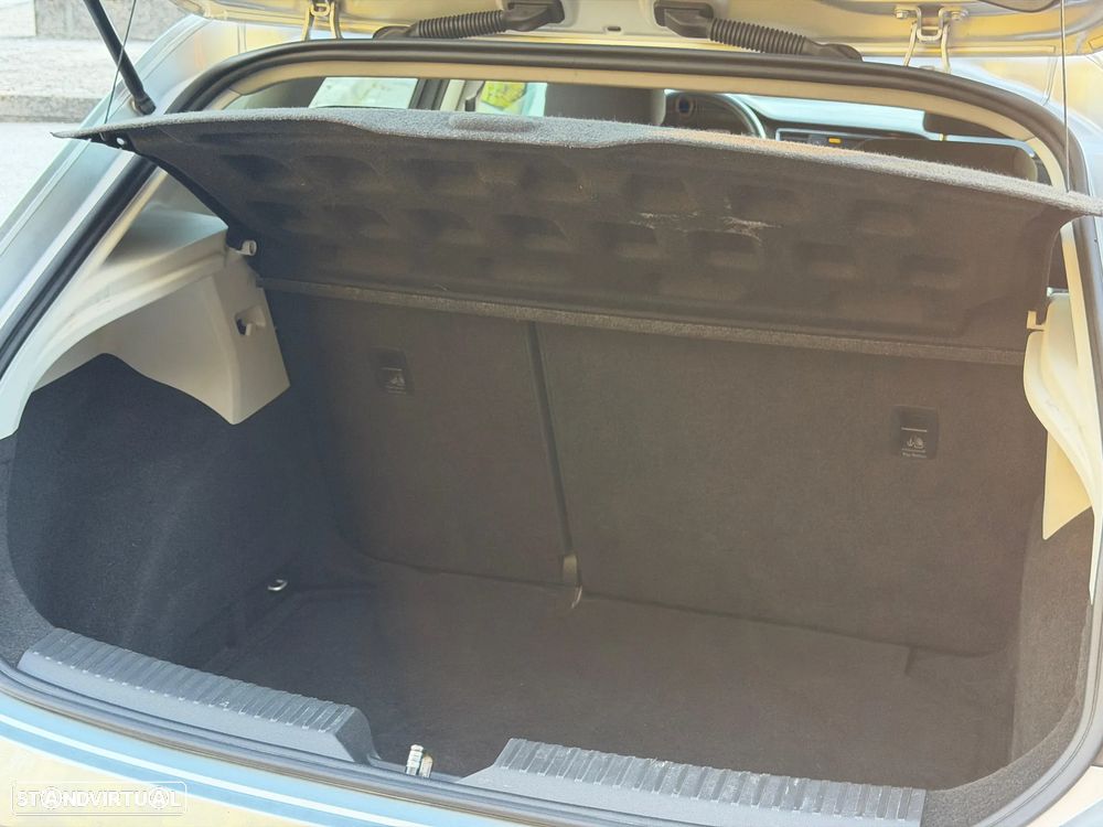 SEAT Leon 1.6 TDI Style Ecomotive - 8