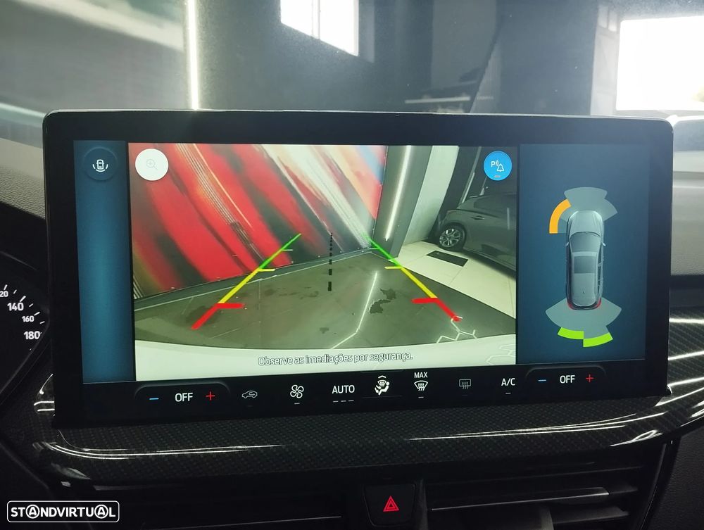 Ford Focus 1.0 EcoBoost MHEV ST-Line - 24