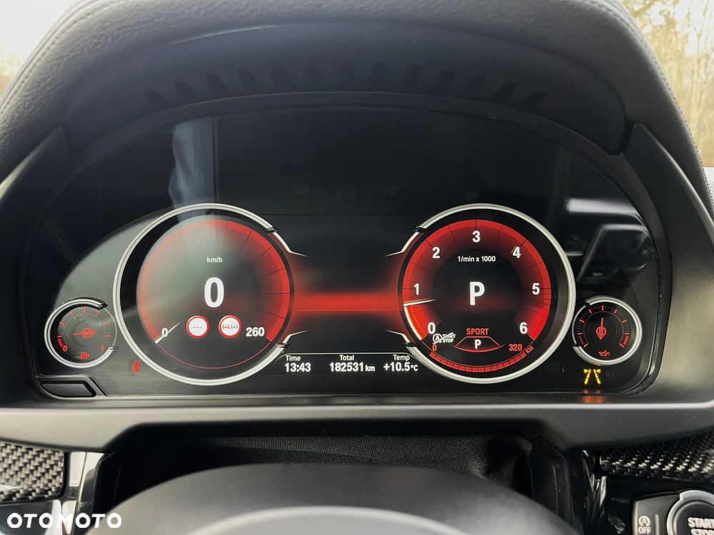 BMW X6 xDrive40d M Sport - 24