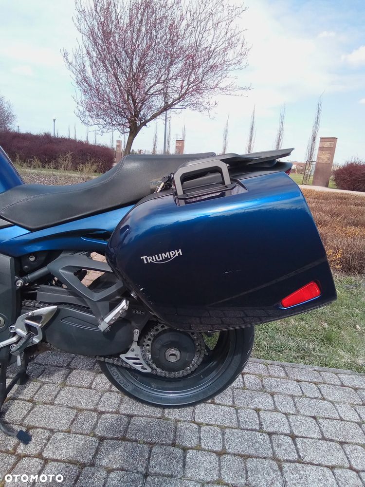 Triumph Sprint - 10