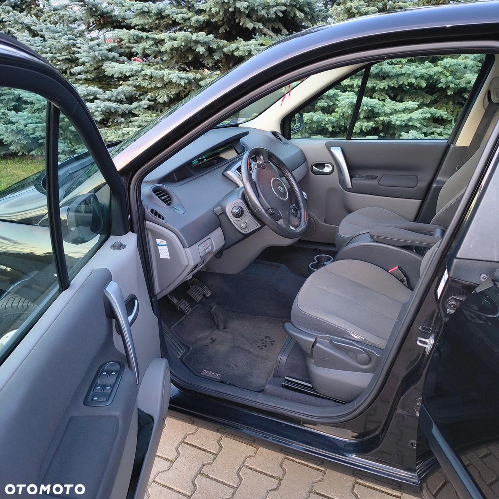 Renault Scenic - 23