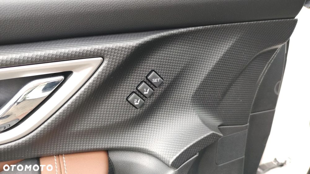 Subaru Forester 2.0i-L Platinum (EyeSight) Lineartronic - 33