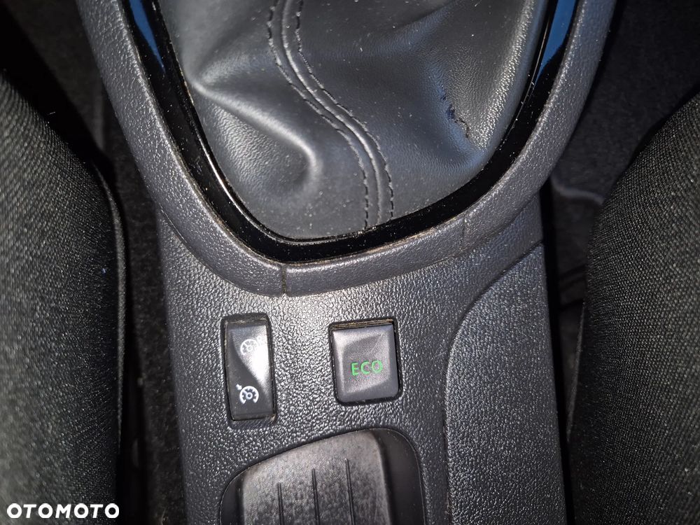 Renault Clio - 22