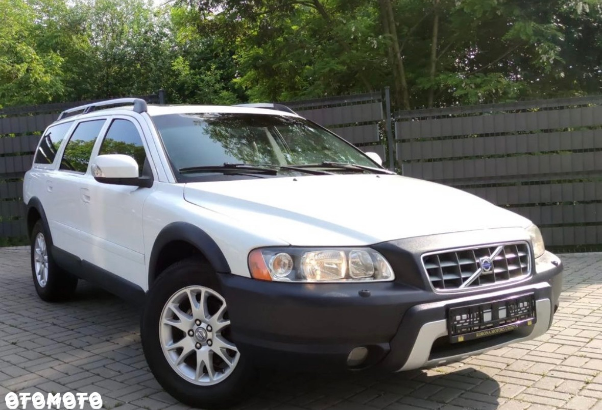 Volvo XC 70 AWD Momentum - 8