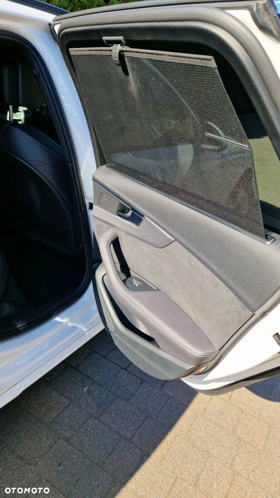Audi A4 Avant 45 TFSI quattro S tronic - 23