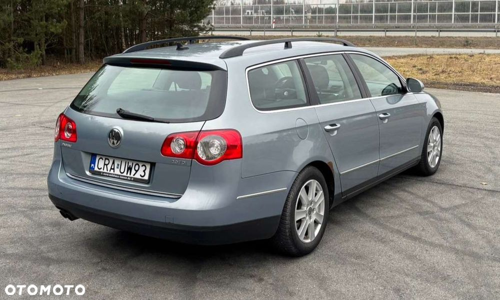 Volkswagen Passat 2.0 TDI DPF Comfortline - 3