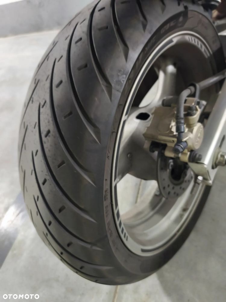Honda Hornet - 7