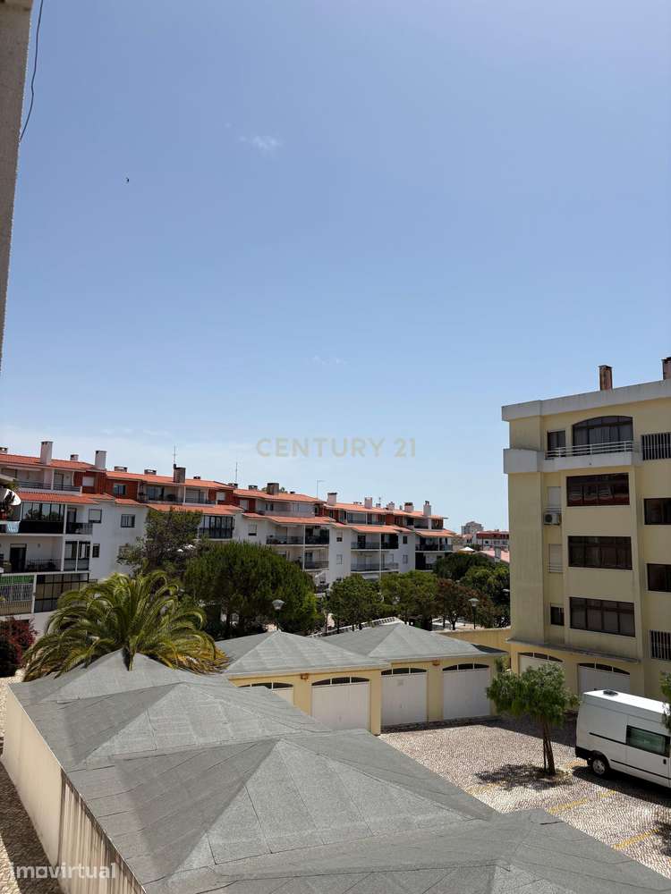Apartamento T2 na Bicuda - Cascais com garagem totalmente remodelado - Grande imagem: 4/28