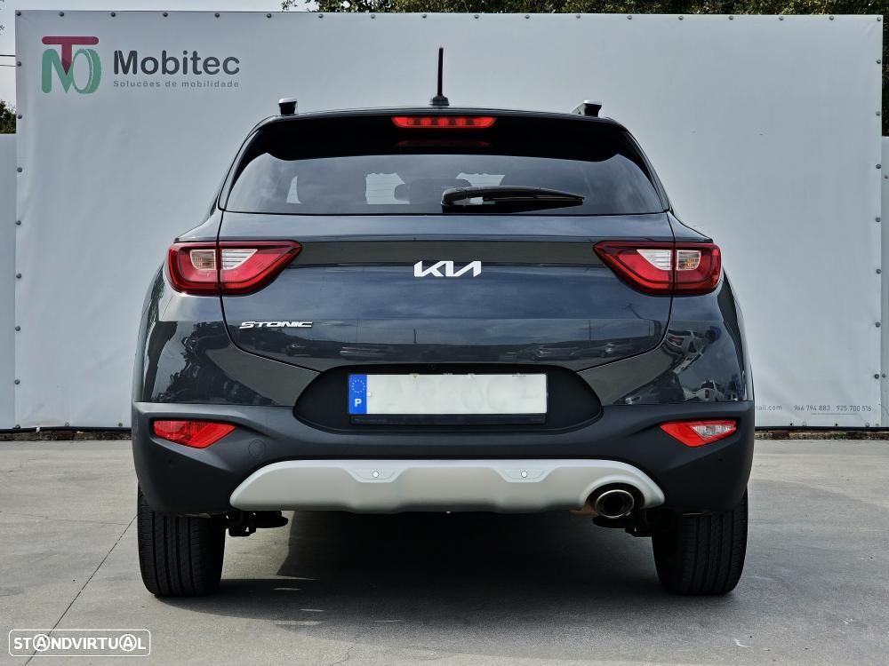 Kia Stonic 1.2 by FILA - 4