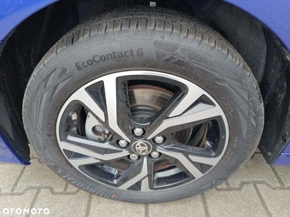 Toyota Yaris Hybrid 1.5 Style - 19