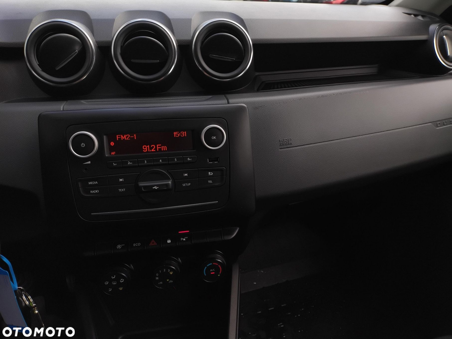 Dacia Duster 1.0 TCe Essential - 23