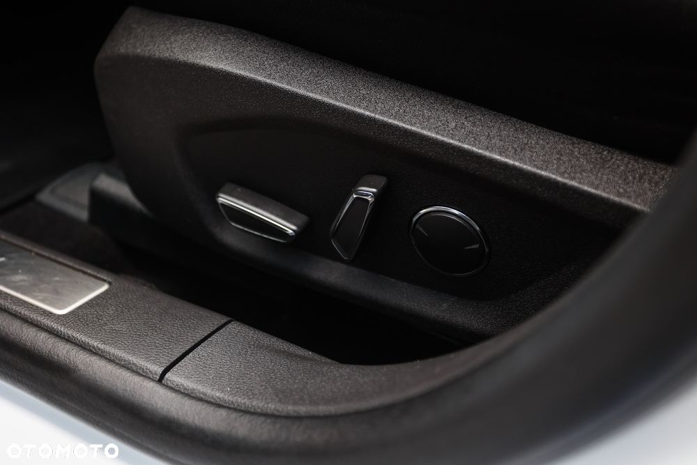 Ford Mondeo 2.0 EcoBlue Business Edition - 17