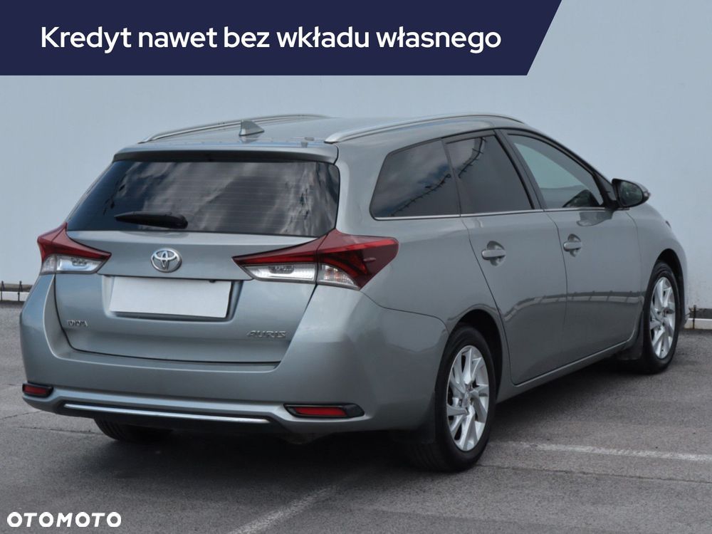 Toyota Auris - 7