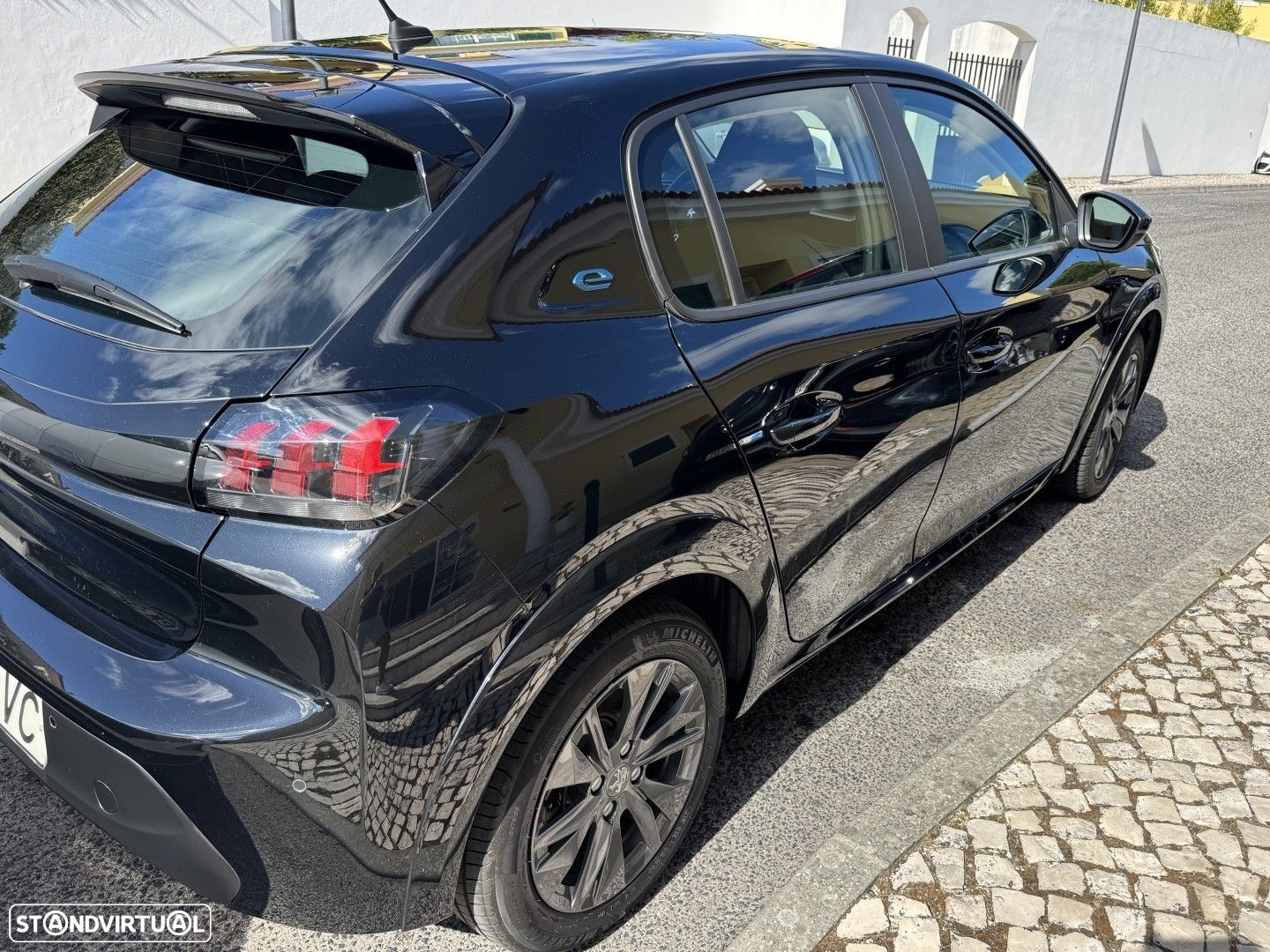 Peugeot e-208 50 kWh Allure - 35