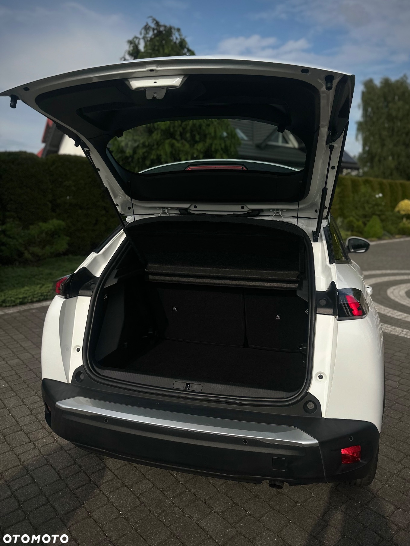 Peugeot 2008 - 7
