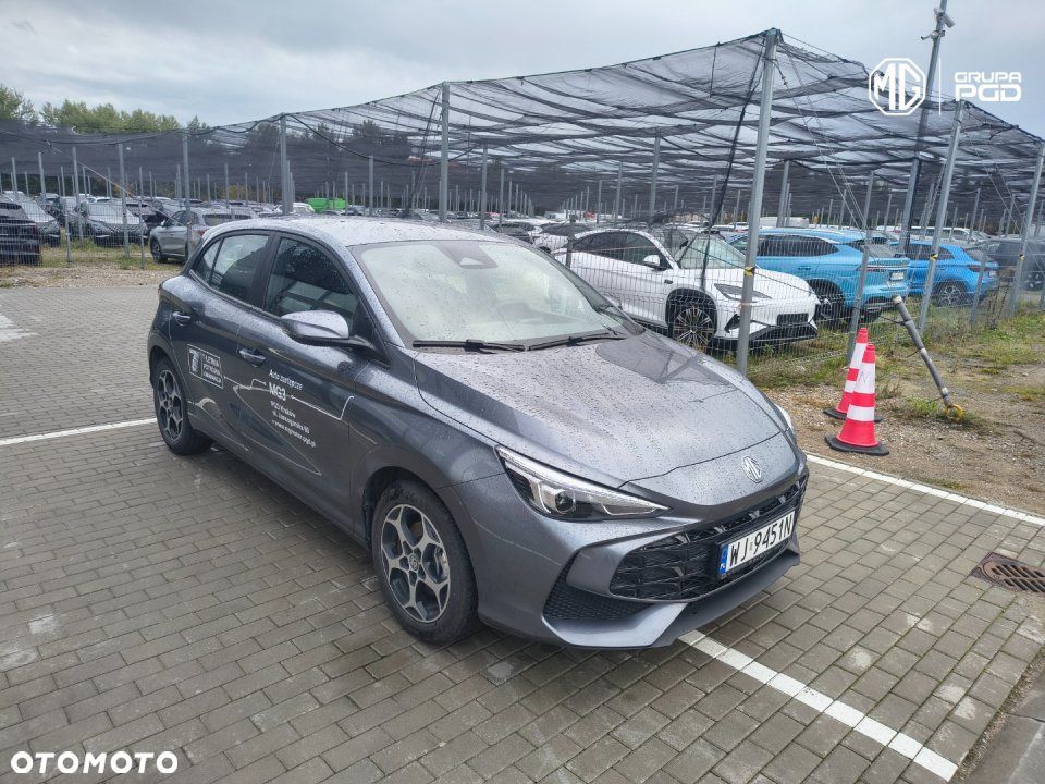 MG MG3 - 8