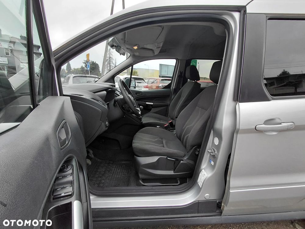 Ford Tourneo Connect - 14