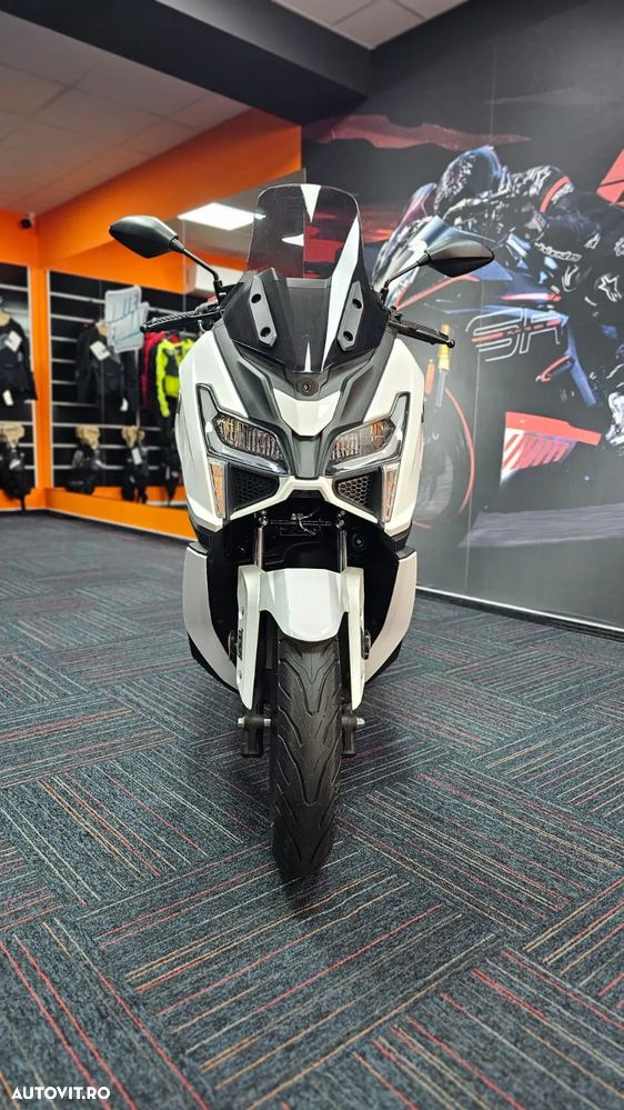 Voge 125 SR1 - 4
