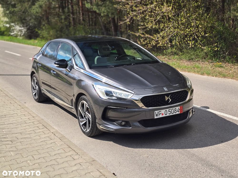 DS Automobiles DS 5 - 12