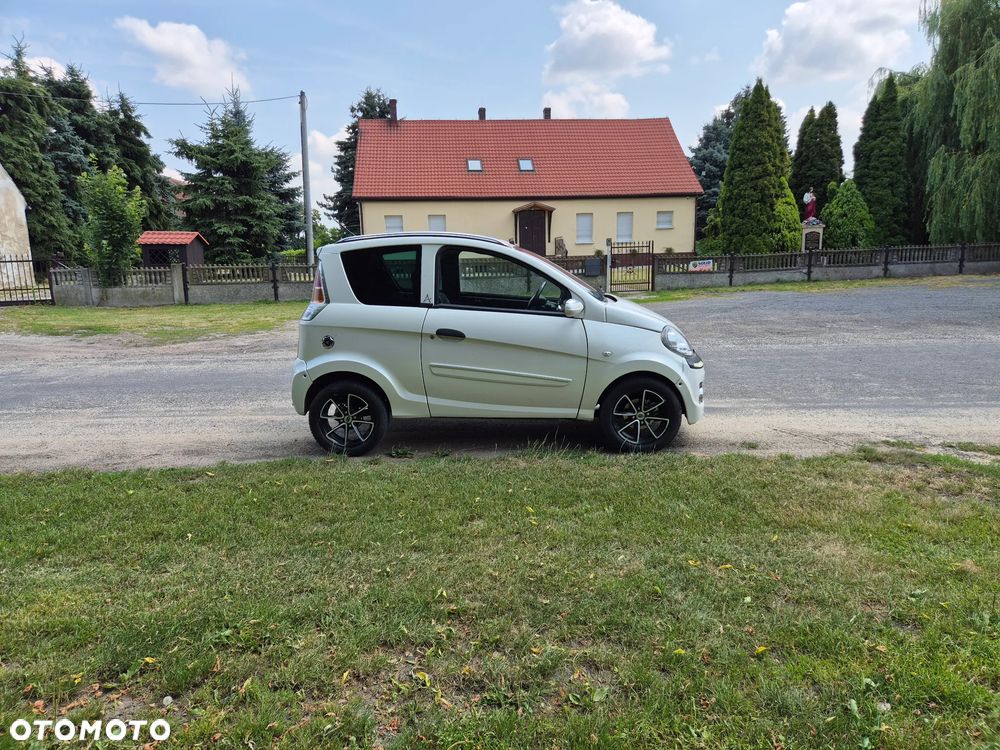 Microcar M.GO - 13