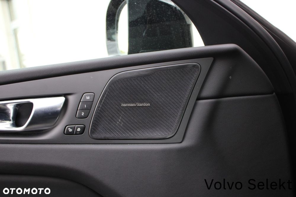 Volvo XC 60 - 18