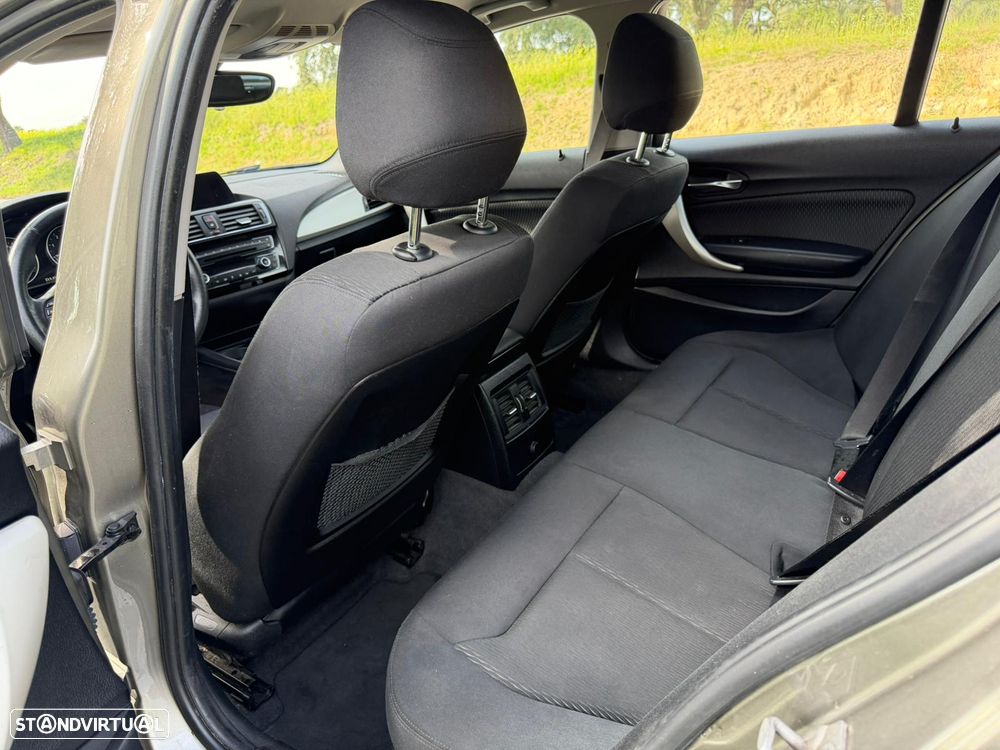 BMW 116 d EfficientDynamics Edition Sport Line - 10