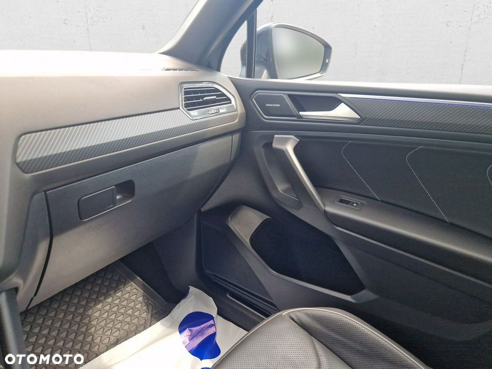 Volkswagen Tiguan Allspace - 15