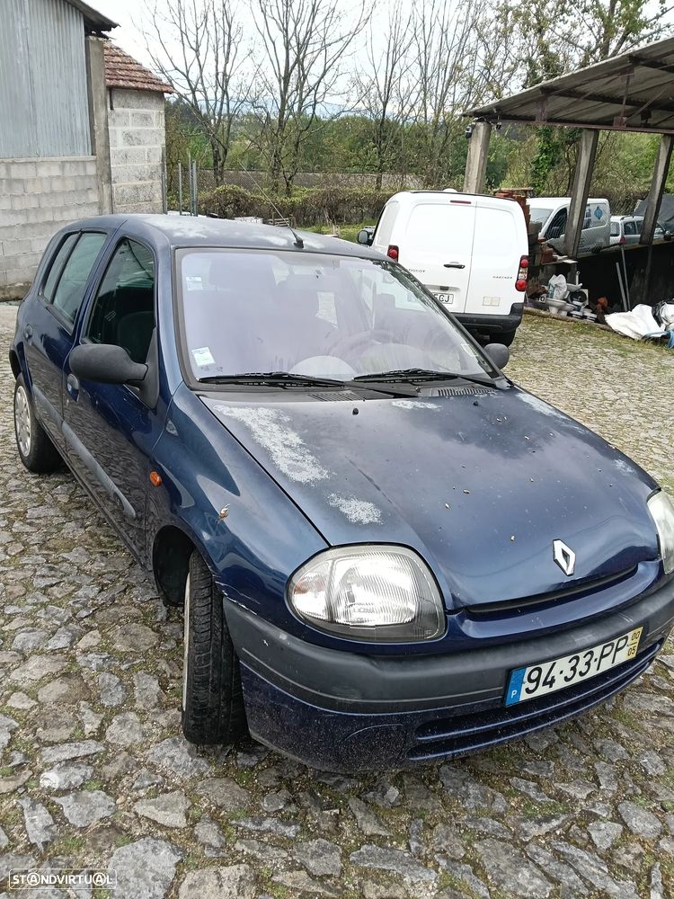 Renault Clio 1.2 RT - 2