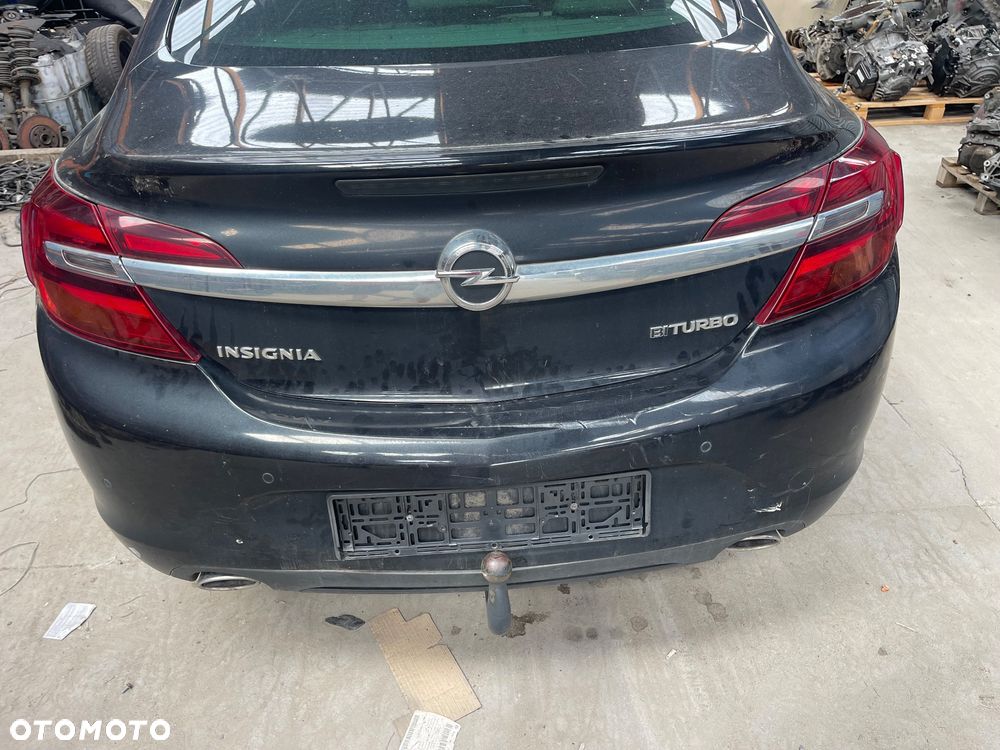 OPEL INSIGNIA A LIFT SEDAN LAMPA TYŁ 23160567 23160566