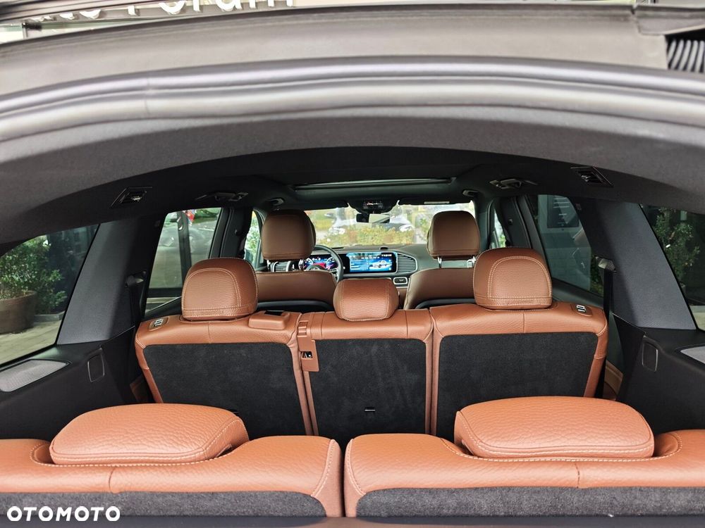 Mercedes-Benz GLS - 34
