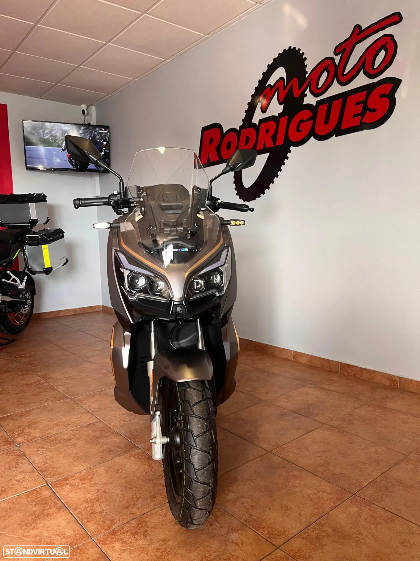 QJ Motor ATR 125 - COM OFERTA TOPCASE + EQUIPAMENTO - 2