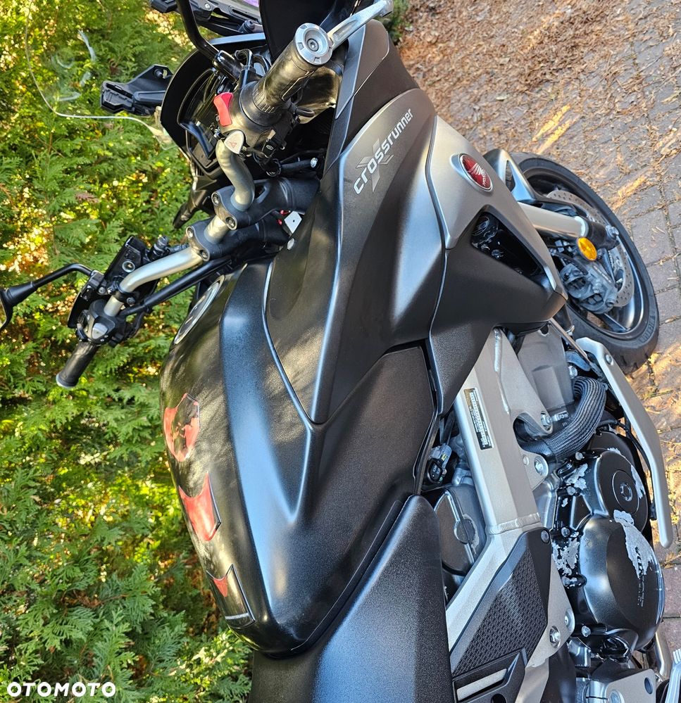 Honda VFR - 15