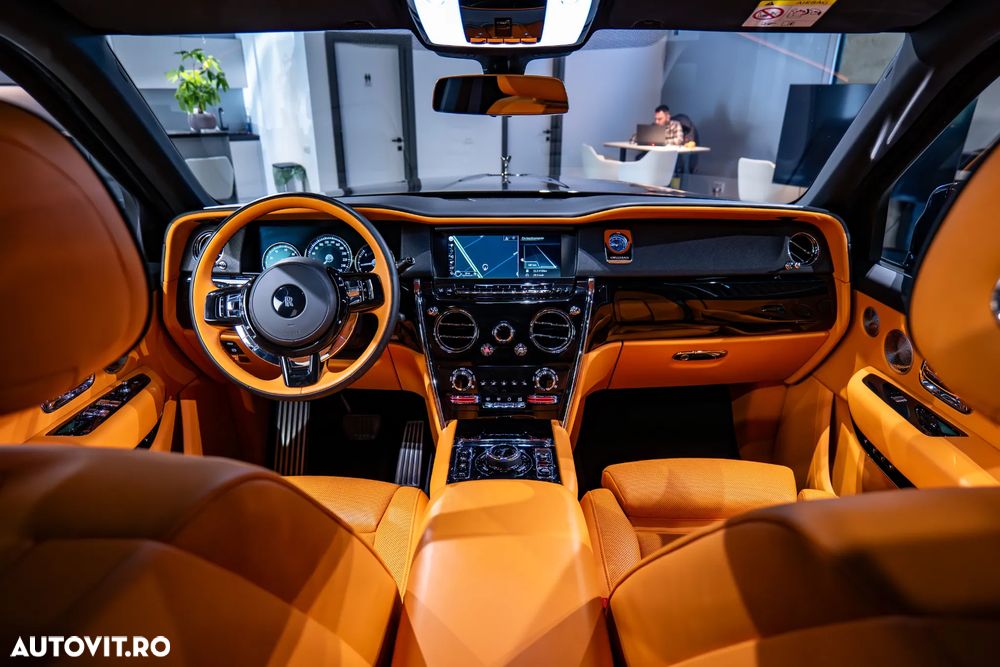 Rolls-Royce Cullinan - 17