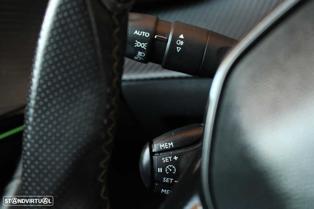 Peugeot e-208 50 kWh GT Pack - 35