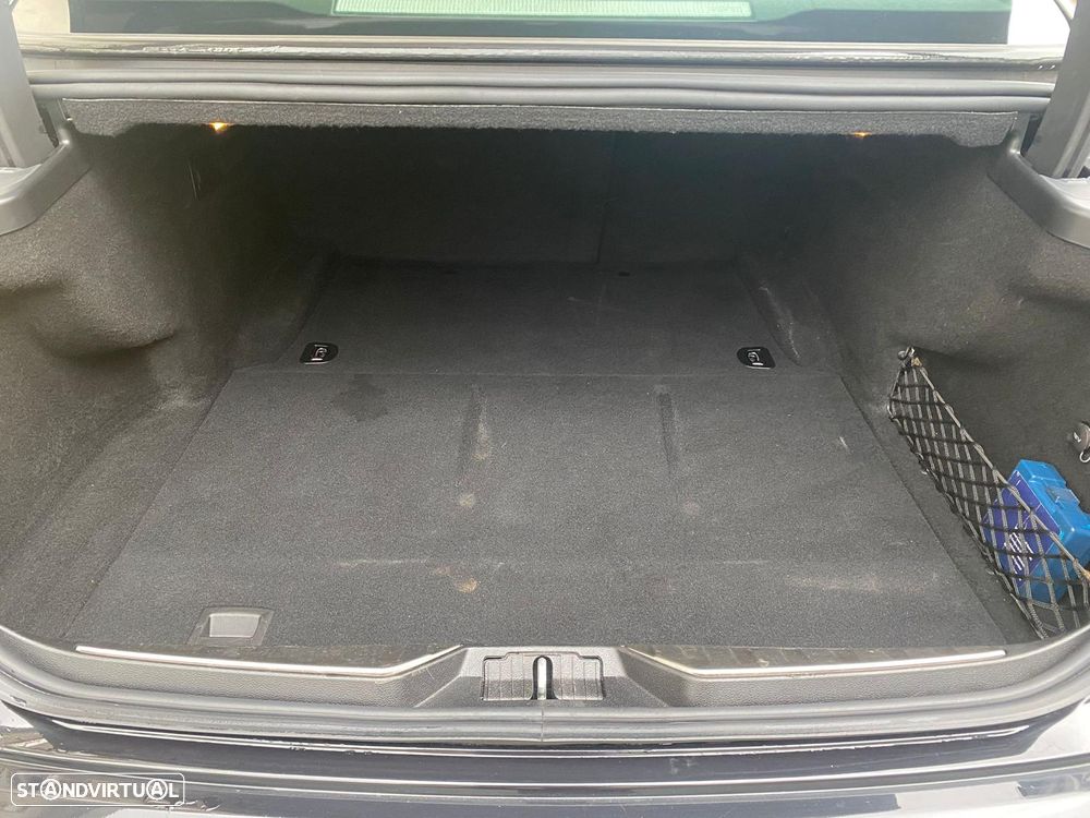 Maserati Quattroporte 3.0 V6 - 8